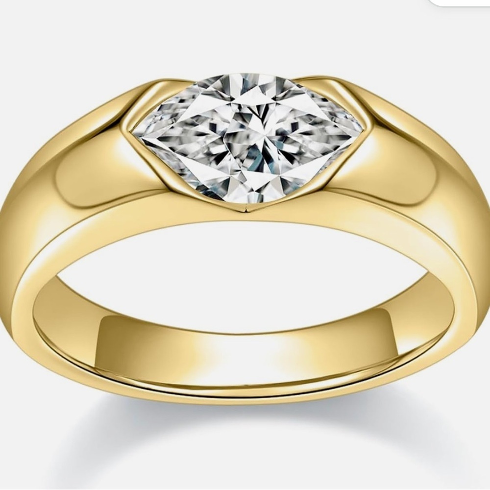 NWT CZ ring